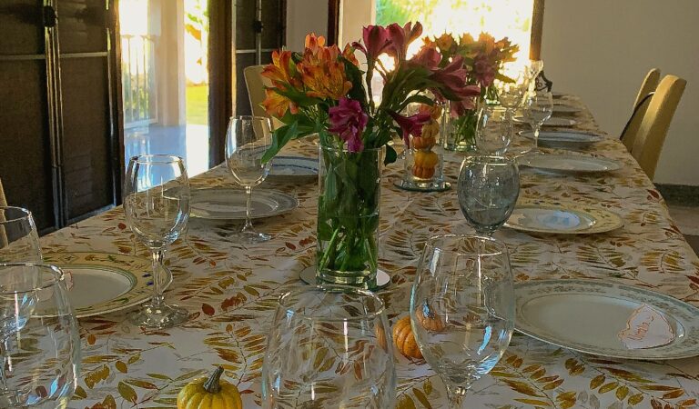 Cómo decorar tu mesa para acción de gracias